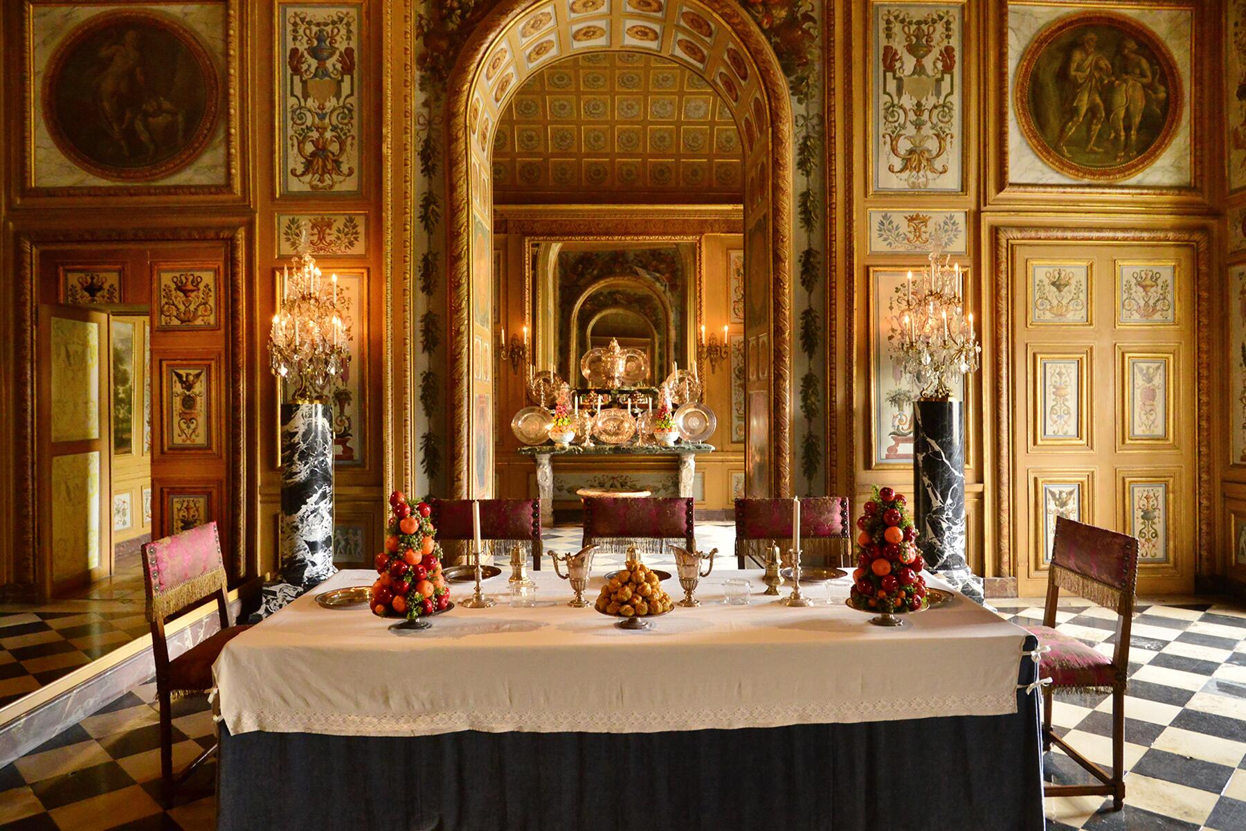 <a href='https://www.fodors.com/world/europe/france/paris/experiences/news/photos/these-backup-paris-attractions-help-you-avoid-the-crowds#'>From "Forgot to Reserve Tickets for Paris' Main Attractions? These 10 Spots Are Perfect Alternatives: Versailles Fully Booked? Marvel at Château Vaux-le-Vicomte"</a>