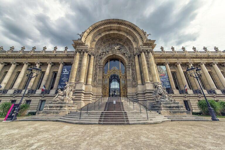 <a href='https://www.fodors.com/world/europe/france/paris/experiences/news/photos/these-backup-paris-attractions-help-you-avoid-the-crowds#'>From "Forgot to Reserve Tickets for Paris' Main Attractions? These 10 Spots Are Perfect Alternatives: Can't Do the Louvre? Go to Petit Palais"</a>