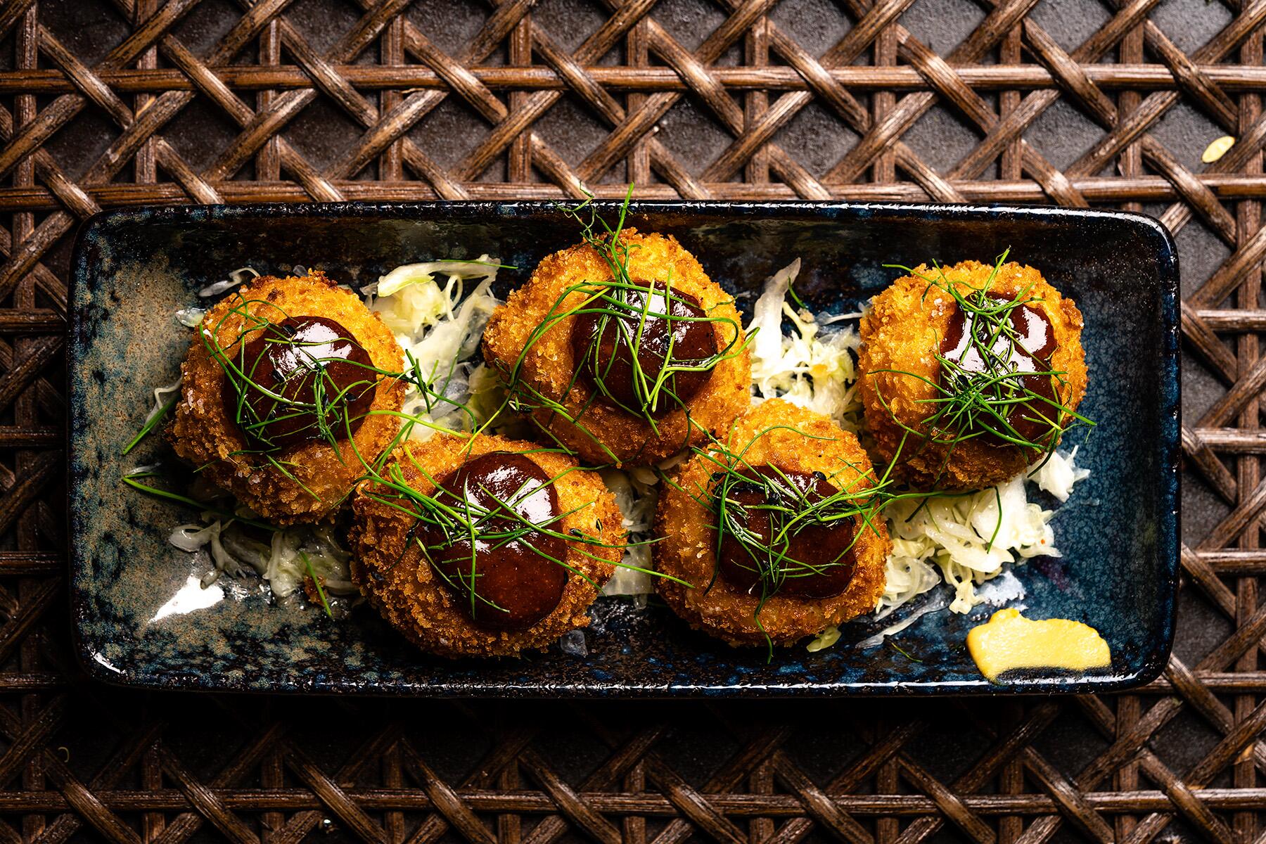 <a href='https://www.fodors.com/world/north-america/usa/california/san-diego/experiences/news/photos/best-bars-in-san-diego#'>From "The 10 Best Bars in San Diego: Realm of the 52 Remedies"</a>