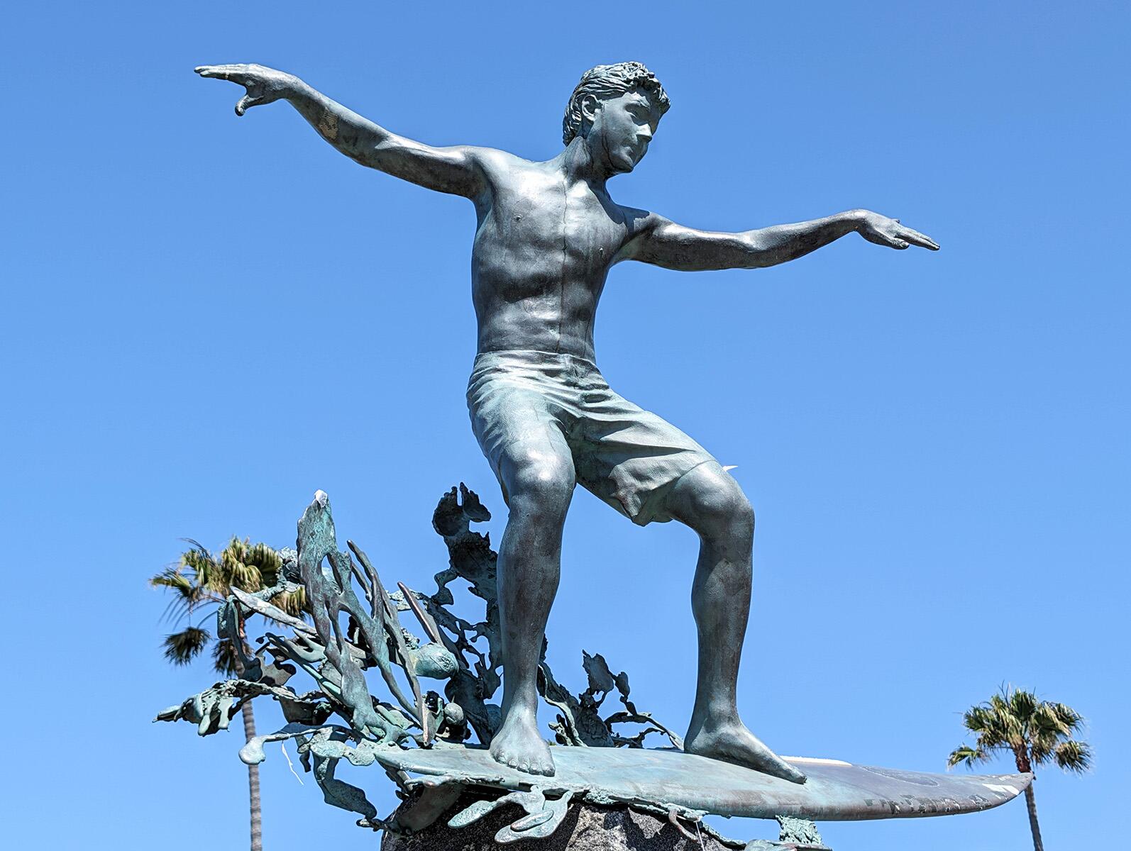 <a href='https://www.fodors.com/world/north-america/usa/california/san-diego/experiences/news/photos/best-beaches-in-san-diego#'>From "The 10 Best Beaches In San Diego: Cardiff State Beach"</a>