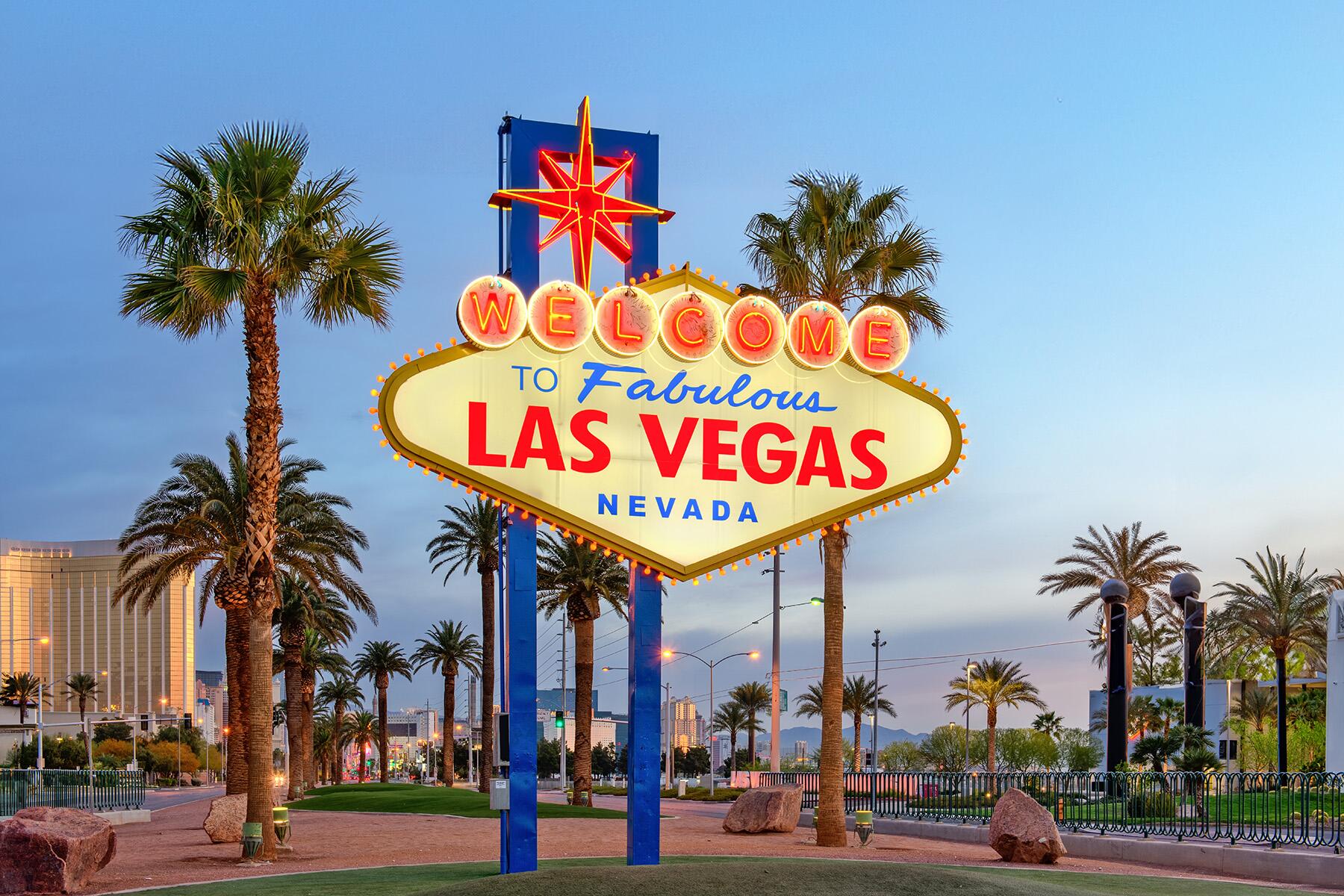 <a href='https://www.fodors.com/world/north-america/usa/nevada/las-vegas/experiences/news/photos/how-to-get-the-best-reservations-in-las-vegas#'>From "How to Score the Best Vegas Meals Without the Waits"</a>