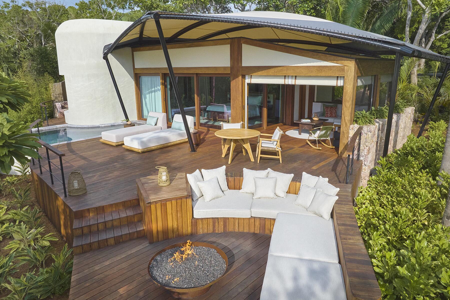 PR_Naviva, A Four Seasons Resort_Grand Tent, Exterior