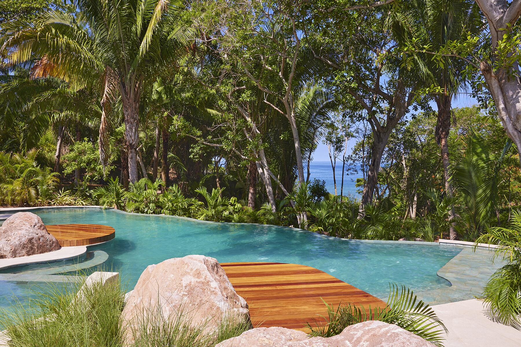 PR_Naviva, A Four Seasons Resort_Selva Pool