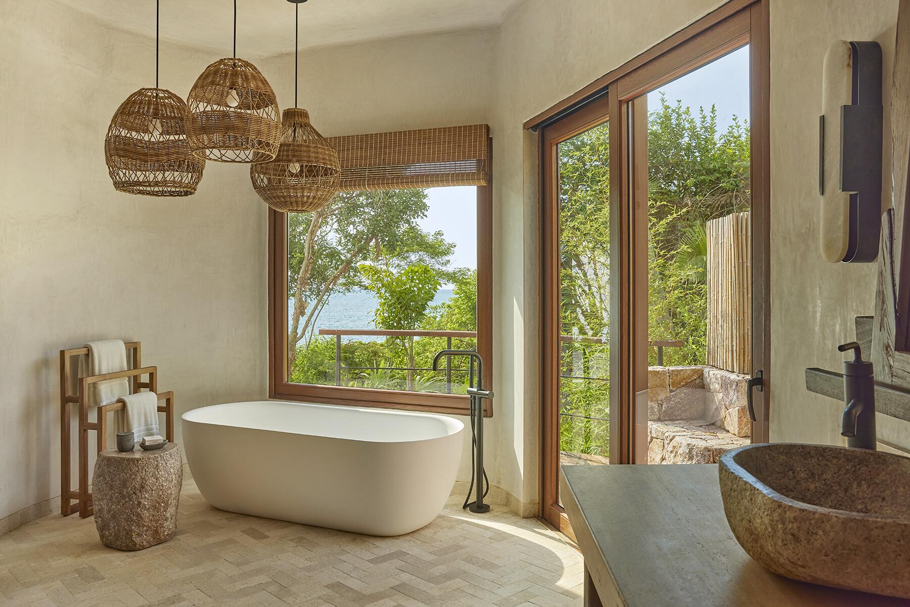 PR_Naviva, A Four Seasons Resort_Tent Bathroom