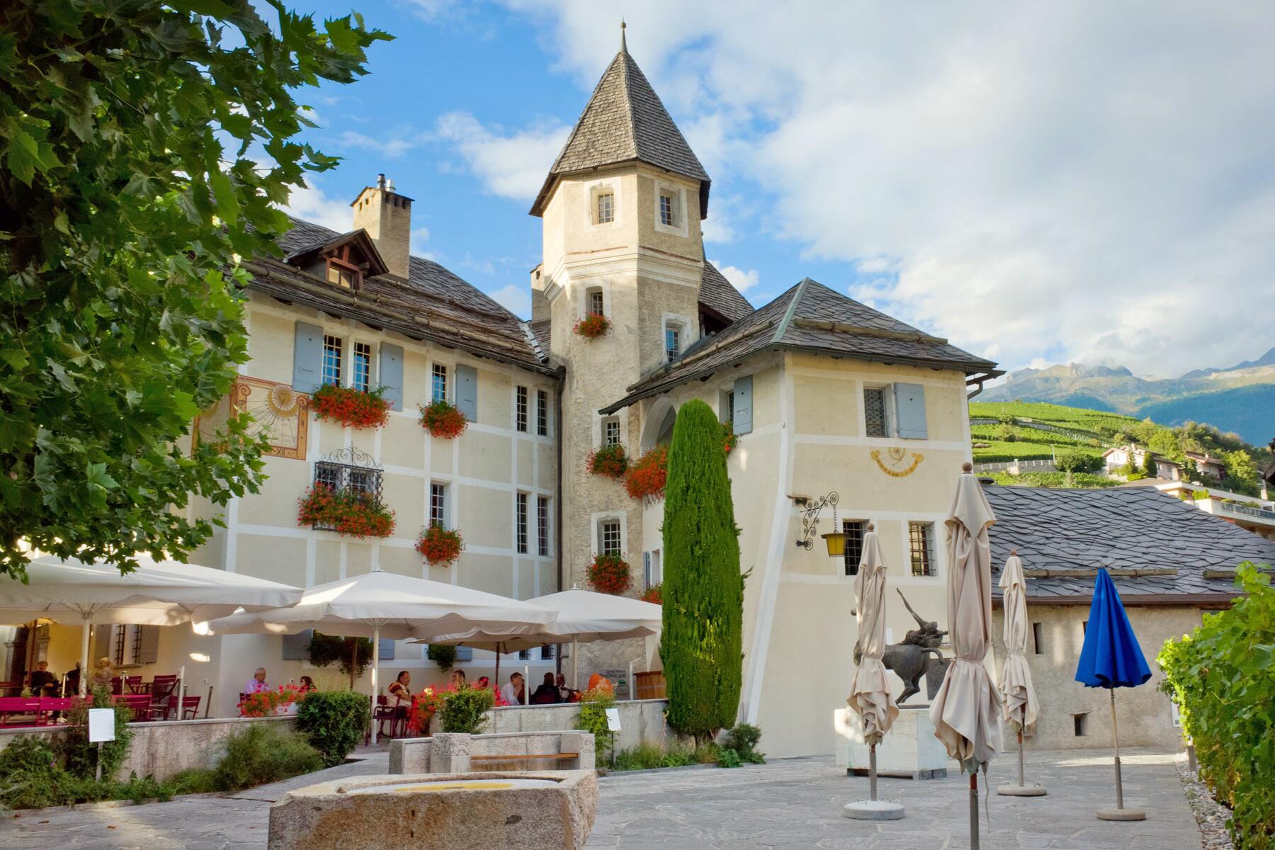 <a href='https://www.fodors.com/world/europe/switzerland/experiences/news/photos/11-ways-to-experience-switzerlands-cheese-culture#'>From "11 Ways to Experience Switzerland's Cheese Culture: Eat Raclette in a Castle"</a>