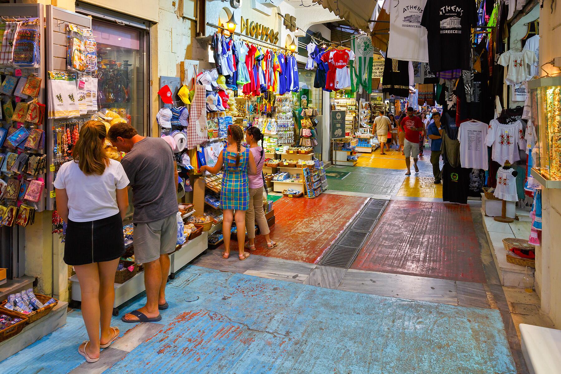 <a href='https://www.fodors.com/world/europe/greece/experiences/news/photos/important-things-to-know-before-traveling-to-greece#'>From "12 Things to Know Before Traveling to Greece: Watch Out for Scams"</a>