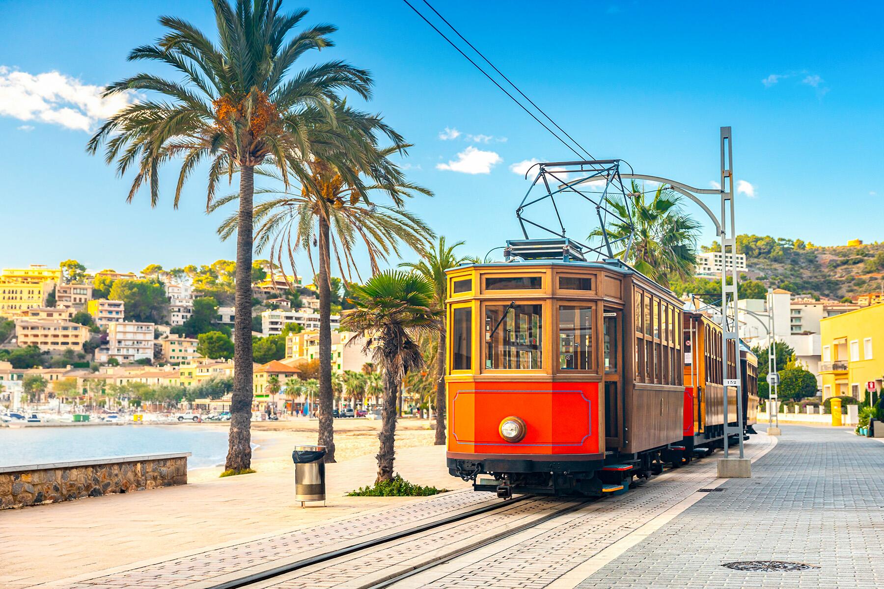 <a href='https://www.fodors.com/world/europe/spain/experiences/news/photos/important-things-to-know-before-traveling-to-spain#'>From "11 Things to Know Before Traveling to Spain: Transportation in Spain and Transport Tips"</a>