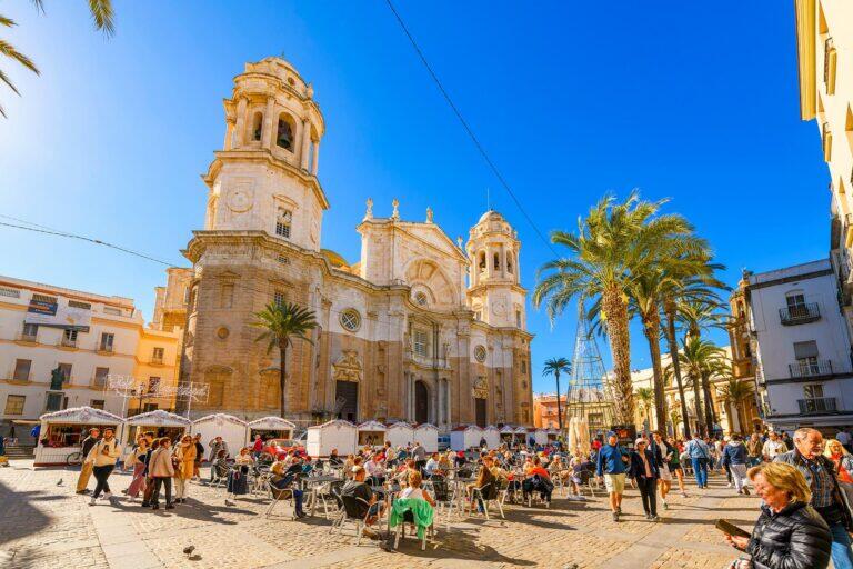 <a href='https://www.fodors.com/world/europe/spain/experiences/news/photos/important-things-to-know-before-traveling-to-spain#'>From "11 Things to Know Before Traveling to Spain: Spanish Cuisine and Eating Culture"</a>