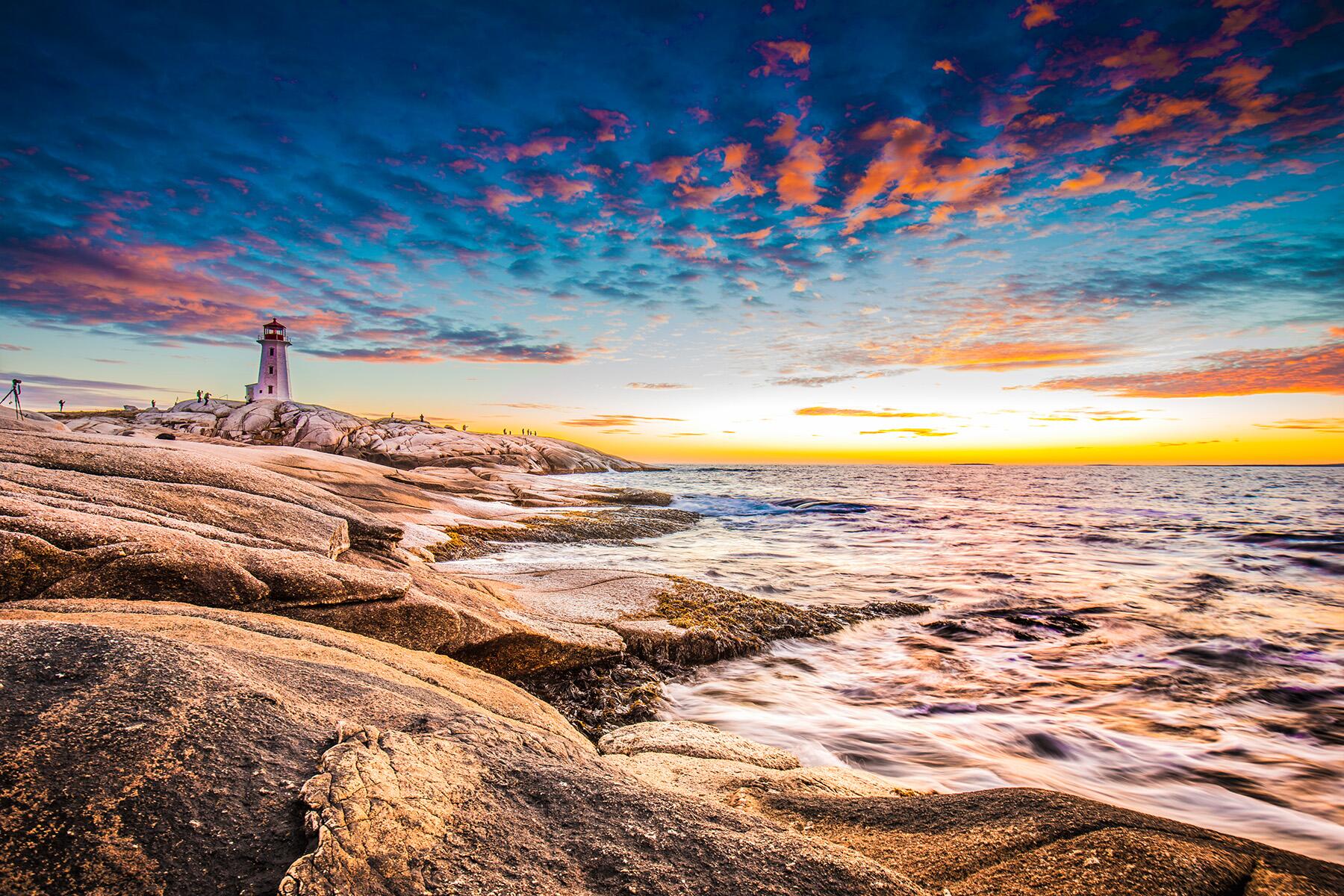 <a href='https://www.fodors.com/world/north-america/canada/experiences/news/photos/important-things-to-know-before-traveling-to-canada#'>From "11 Things to Know Before Traveling to Canada: Internet, Wi-fi, and Connectivity"</a>