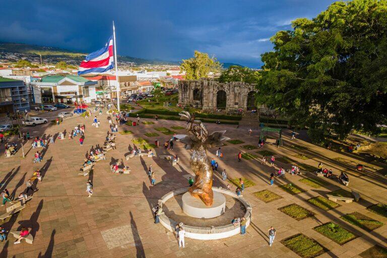 <a href='https://www.fodors.com/world/mexico-and-central-america/costa-rica/experiences/news/photos/important-things-to-know-before-traveling-to-costa-rica#'>From "11 Things to Know Before Traveling to Costa Rica: Scams/Know Before You Go "</a>