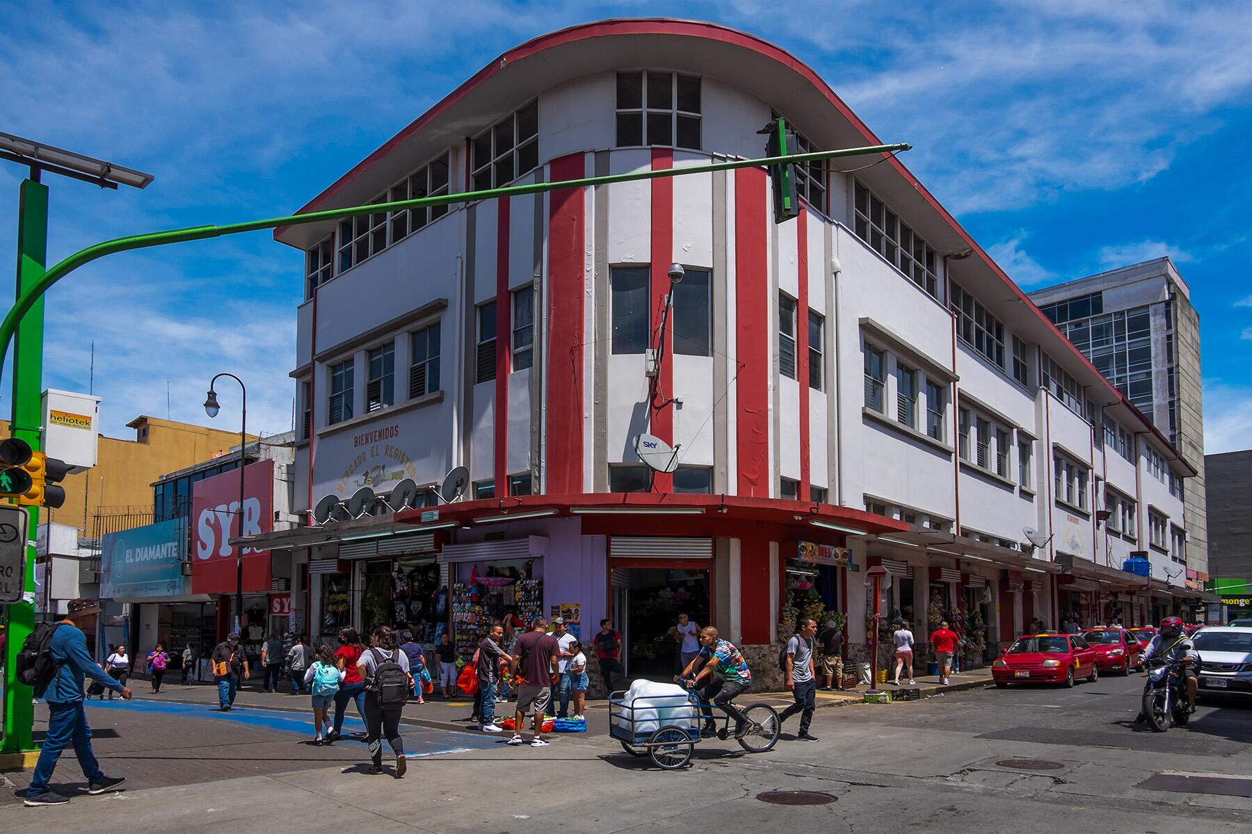 <a href='https://www.fodors.com/world/mexico-and-central-america/costa-rica/experiences/news/photos/important-things-to-know-before-traveling-to-costa-rica#'>From "11 Things to Know Before Traveling to Costa Rica: Currency and the Cost of Things"</a>