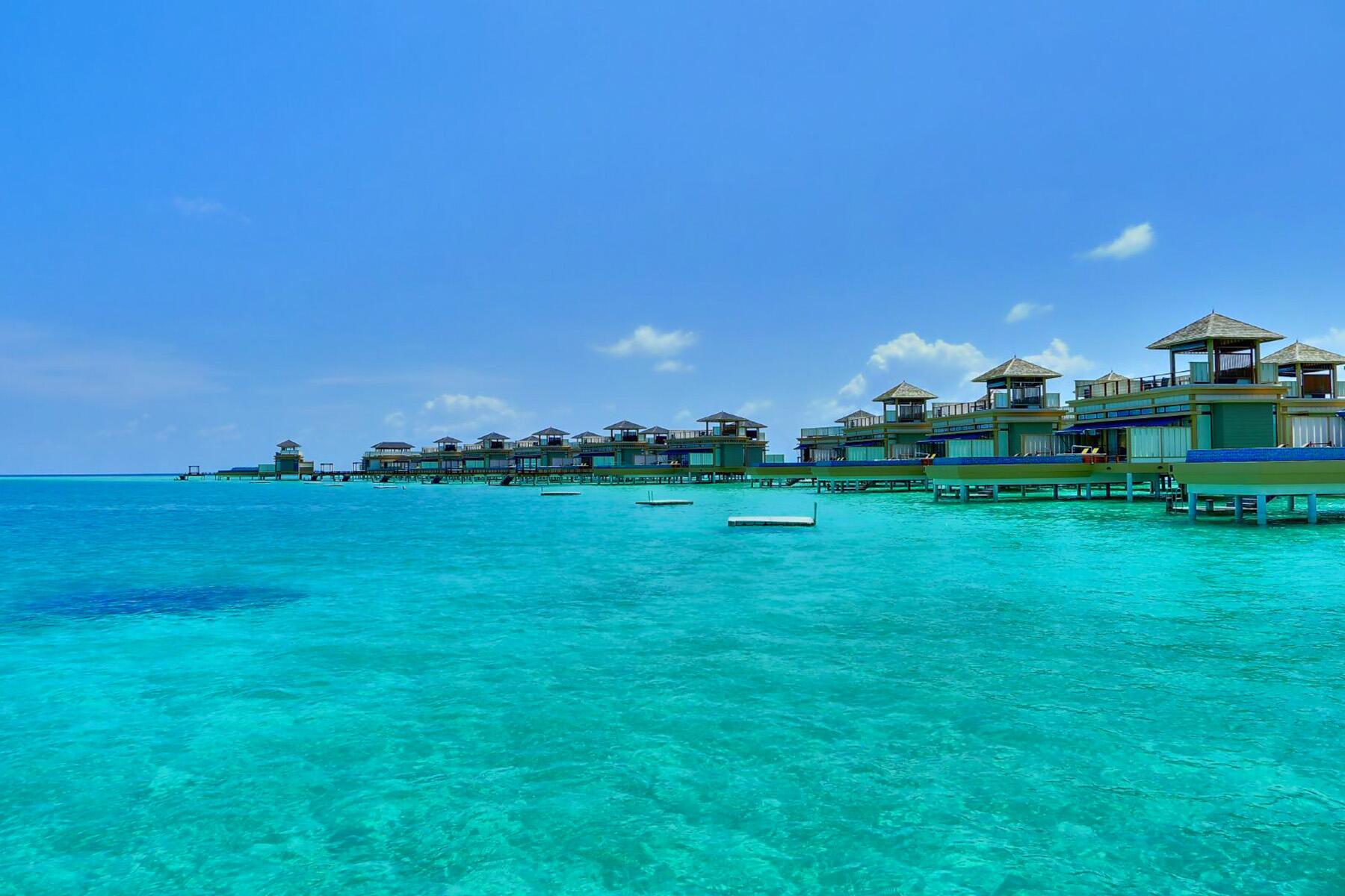 <a href='https://www.fodors.com/world/asia/maldives/experiences/news/photos/how-to-visit-the-best-of-maldives-on-a-budget#'>From "Yes, You Can Visit the Maldives on a Budget — if You Go to These 10 Islands: Angsana Velavaru"</a>