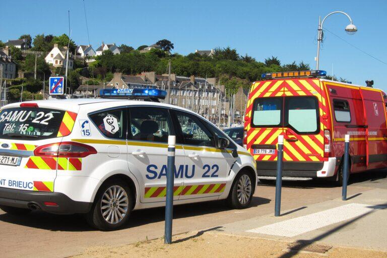 <a href='https://www.fodors.com/world/europe/france/experiences/news/photos/important-things-to-know-before-traveling-to-france#'>From "11 Things to Know Before Traveling to France"</a>