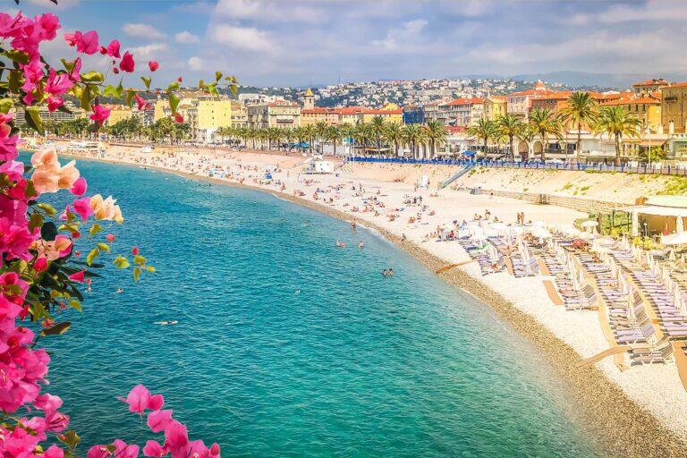 <a href='https://www.fodors.com/world/europe/france/experiences/news/photos/important-things-to-know-before-traveling-to-france#'>From "11 Things to Know Before Traveling to France"</a>