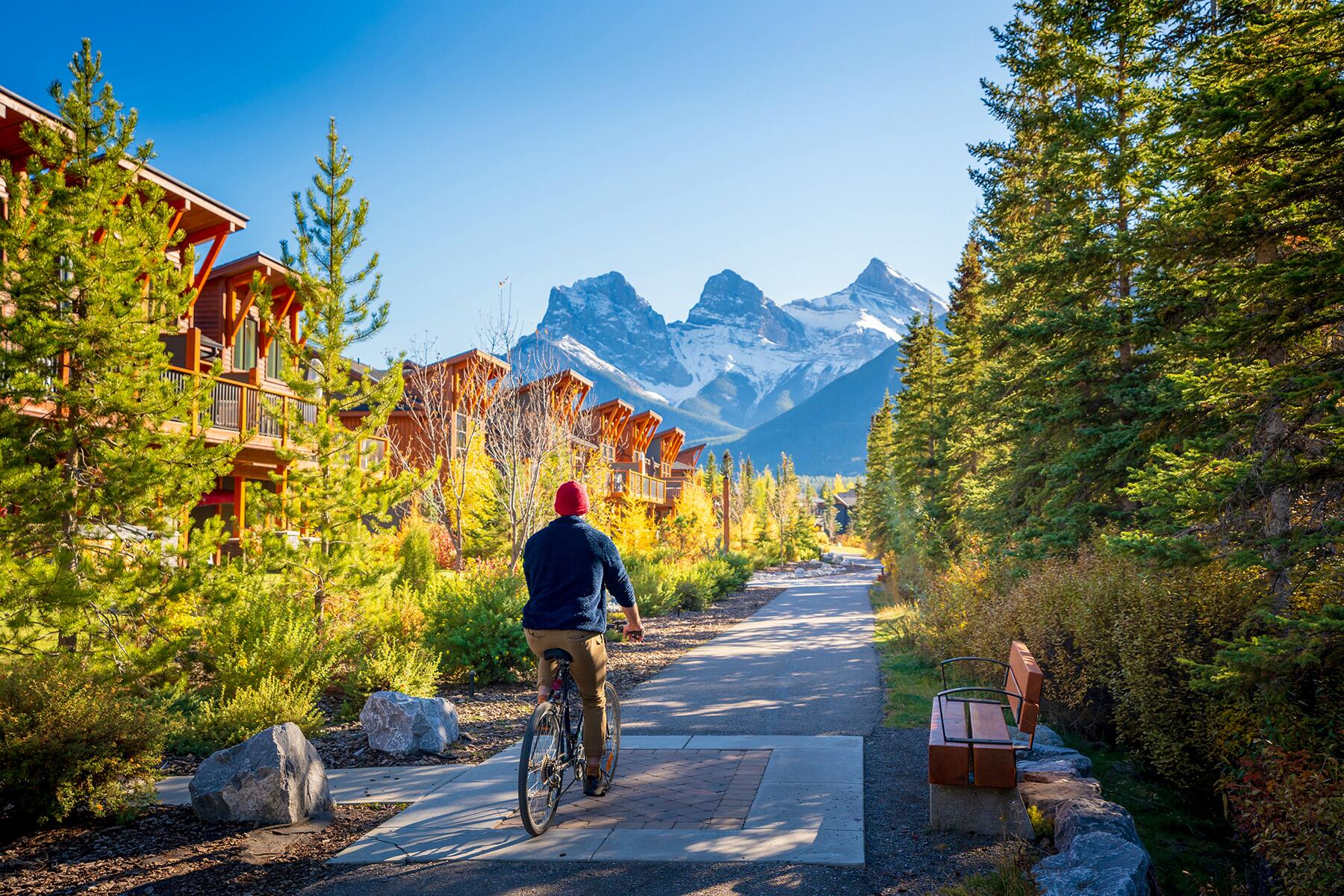 <a href='https://www.fodors.com/world/north-america/canada/experiences/news/photos/important-things-to-know-before-traveling-to-canada#'>From "11 Things to Know Before Traveling to Canada: Packing for Canada"</a>