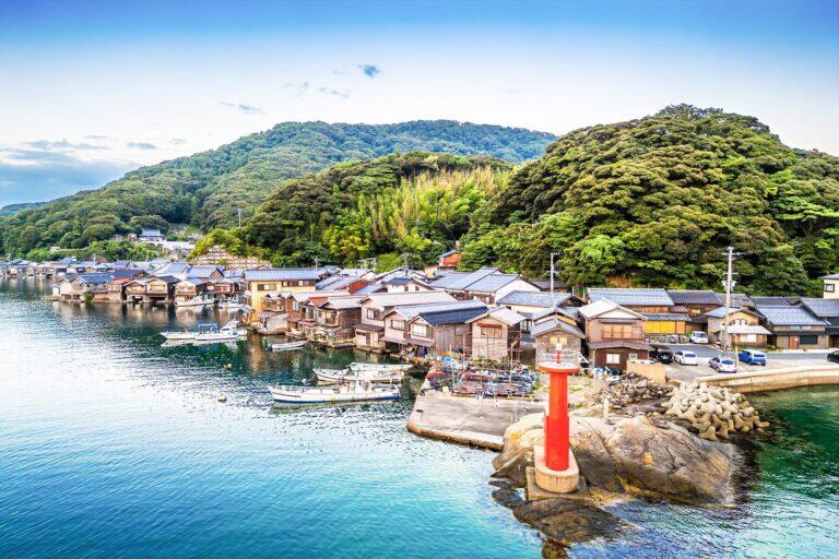 <a href='https://www.fodors.com/world/asia/japan/experiences/news/photos/important-things-to-know-before-traveling-to-japan#'>From "11 Things to Know Before Traveling to Japan: Weather and the Best Seasons for Travel"</a>