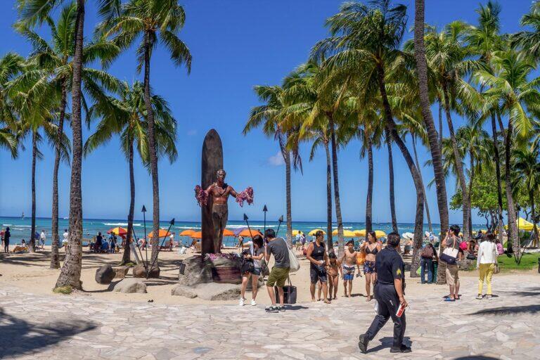 <a href='https://www.fodors.com/world/north-america/usa/hawaii/experiences/news/photos/important-things-to-know-before-traveling-to-hawaii#'>From "11 Things to Know Before Traveling to Hawaii: Staying Safe in Hawaii"</a>
