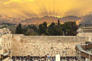 Walking in the Footsteps of Jesus: A 6-Day Biblical Itinerary