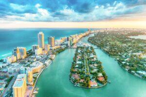 12 Reasons Why Miami Locals Hate Tourists