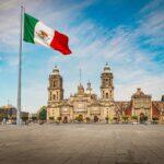 <a href='https://www.fodors.com/world/mexico-and-central-america/mexico/mexico-city/experiences/news/photos/ways-tourists-behave-badly-in-mexico-city#'>From "9 Reasons Locals Hate Tourists in Mexico City"</a>