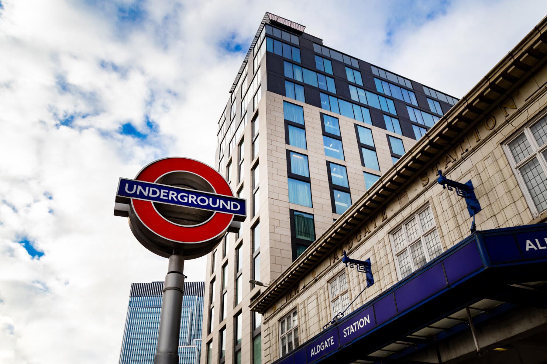 <a href='https://www.fodors.com/world/europe/england/london/experiences/news/photos/20-ultimate-things-to-do-in-london#'>From "The 15 Ultimate Things to Do in London in 2025 (And the Top Things to Avoid): The Best Budget Hotel: Hotel Saint"</a>