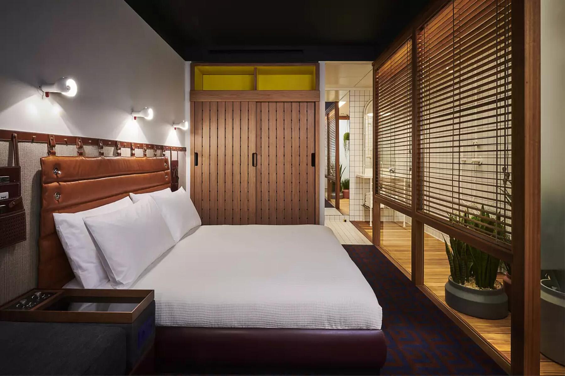 <a href='https://www.fodors.com/world/europe/england/london/experiences/news/photos/20-ultimate-things-to-do-in-london#'>From "The 15 Ultimate Things to Do in London in 2025 (And the Top Things to Avoid): The Best Boutique Hotel: The Standard London"</a>