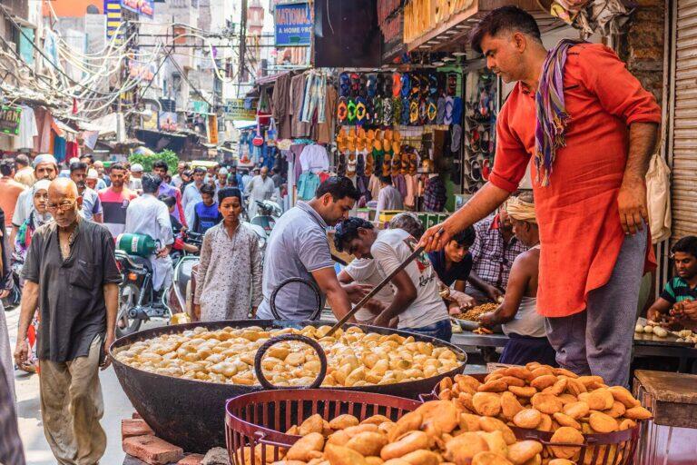 <a href='https://www.fodors.com/world/asia/india/experiences/news/photos/important-things-to-know-before-traveling-to-india#'>From "11 Things to Know Before Traveling to India: Indian Cuisine and Eating Culture"</a>