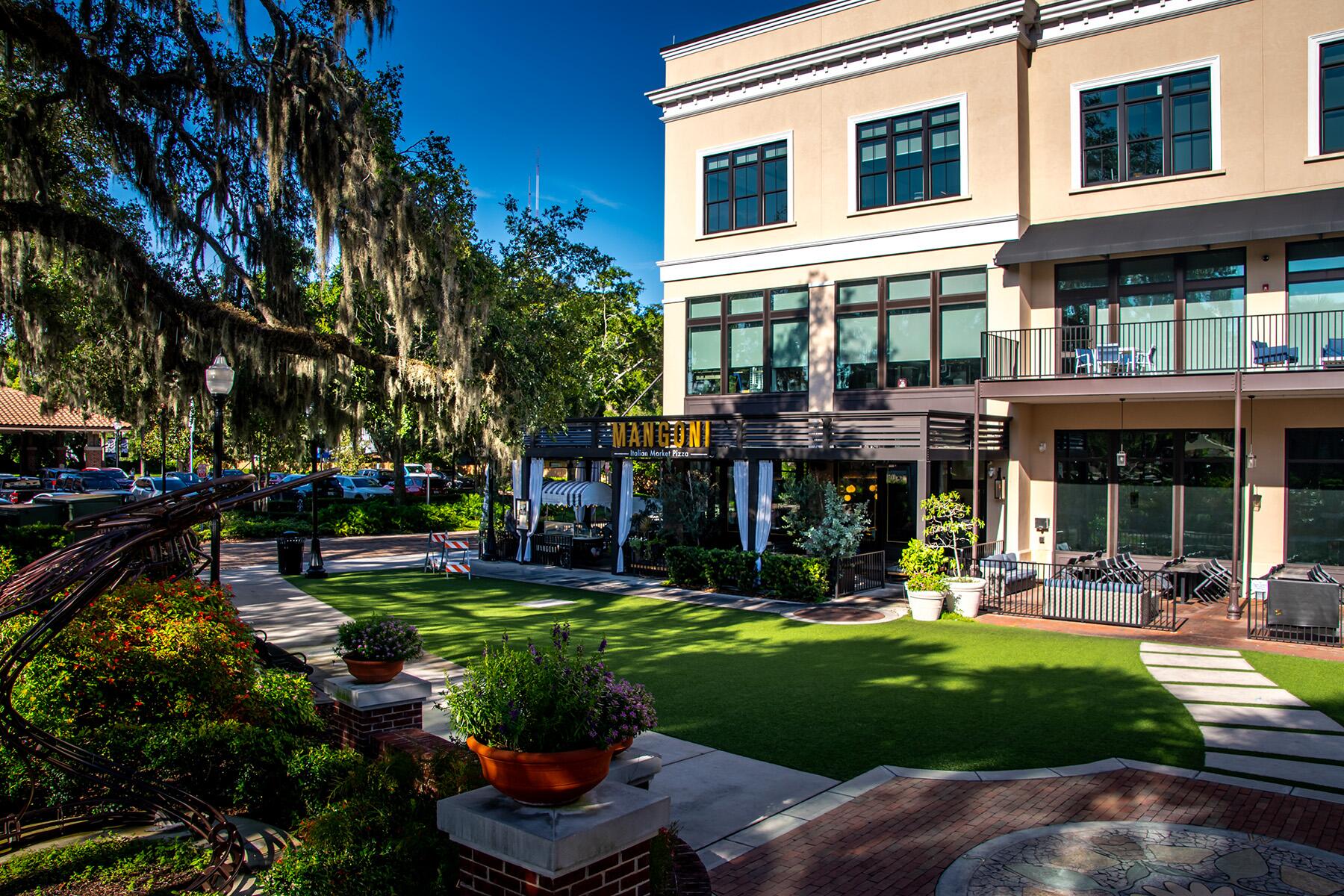 <a href='https://www.fodors.com/world/north-america/usa/florida/orlando/experiences/news/photos/things-tourists-should-never-do-in-orlando-florida#'>From "12 Reasons Locals in Orlando Hate Tourists"</a>