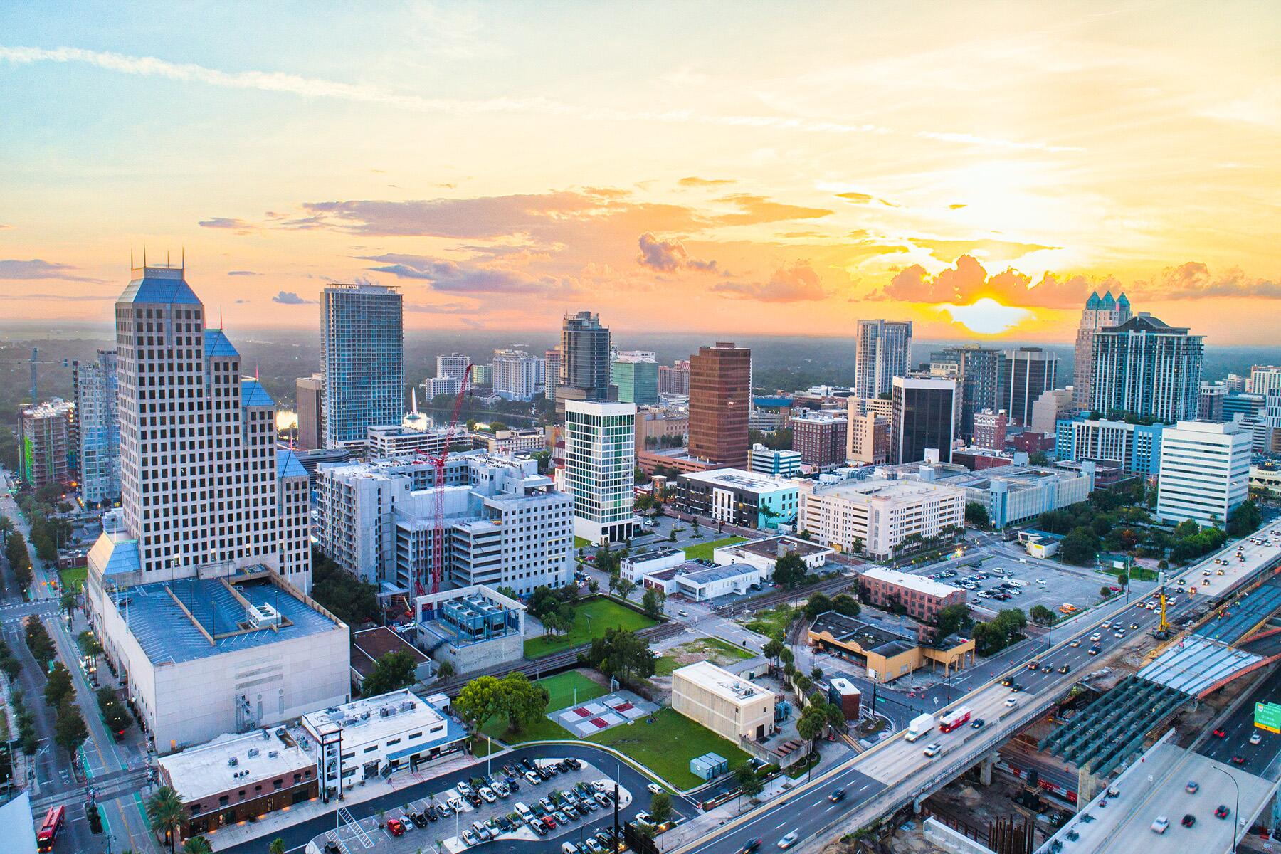 <a href='https://www.fodors.com/world/north-america/usa/florida/orlando/experiences/news/photos/things-tourists-should-never-do-in-orlando-florida#'>From "12 Reasons Locals in Orlando Hate Tourists: You Whine About the Rain"</a>