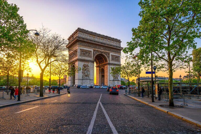 <a href='https://www.fodors.com/world/europe/france/paris/experiences/news/photos/20-ultimate-things-to-do-in-paris#'>From "The 15 Ultimate Things to Do in Paris in 2025 (And the Top Things to Avoid): Visit the Arc de Triomphe"</a>