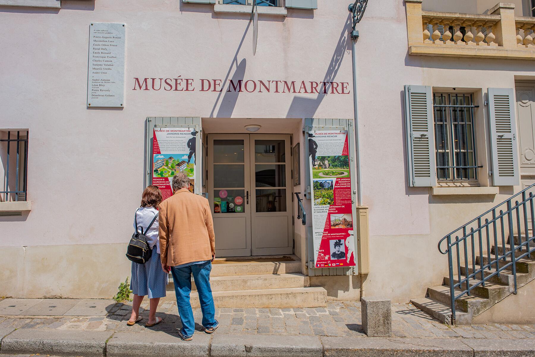 <a href='https://www.fodors.com/world/europe/france/paris/experiences/news/photos/20-ultimate-things-to-do-in-paris#'>From "The 15 Ultimate Things to Do in Paris in 2025 (And the Top Things to Avoid): Head to the Montmartre Neighborhood"</a>