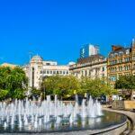 <a href='https://www.fodors.com/world/europe/england/manchester-liverpool-and-the-peak-district/places/manchester/experiences/news/photos/best-things-to-do-in-manchester-england#'>From "The 15 Best Things to Do in Manchester, England (and Top Things to Avoid): Things to Avoid: Lingering in Piccadilly Gardens"</a>