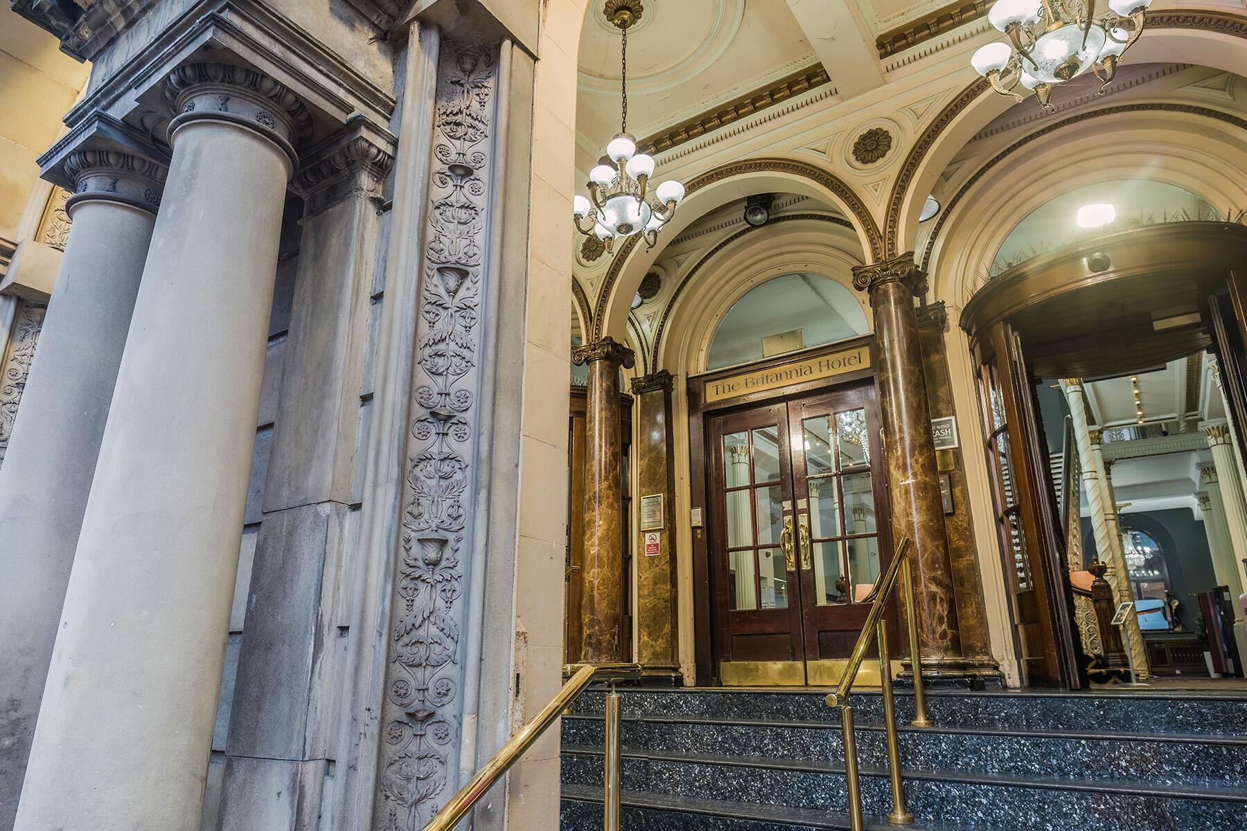 <a href='https://www.fodors.com/world/europe/england/manchester-liverpool-and-the-peak-district/places/manchester/experiences/news/photos/best-things-to-do-in-manchester-england#'>From "The 15 Best Things to Do in Manchester, England (and Top Things to Avoid): Things to Avoid: Staying in a Britannia Hotel"</a>