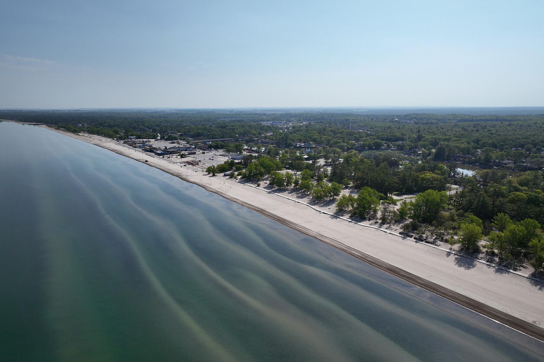 <a href='https://www.fodors.com/world/north-america/canada/experiences/news/photos/canadas-best-beaches-from-red-sand-shores-to-midnight-sun-swims#'>From "Yes, Canada Has Amazing Beaches. These Are the 11 Best: Wasaga Beach"</a>