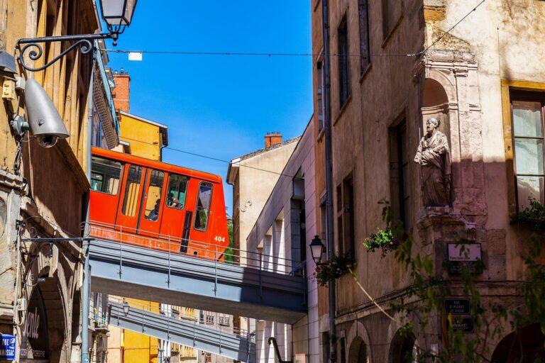 <a href='https://www.fodors.com/world/europe/france/lyon-and-the-alps/places/lyon/experiences/news/photos/the-best-things-to-do-in-lyon-and-top-things-to-avoid#'>From "The 14 Best Things to Do in Lyon (and Top Things to Avoid): Know Before You Go"</a>