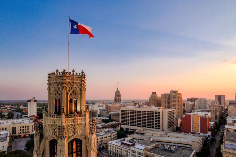 <a href='https://www.fodors.com/world/north-america/usa/texas/san-antonio/experiences/news/photos/best-things-to-do-in-san-antonio#'>From "The 15 Best Things to Do in San Antonio (and Top Things to Avoid): Know Before You Go"</a>