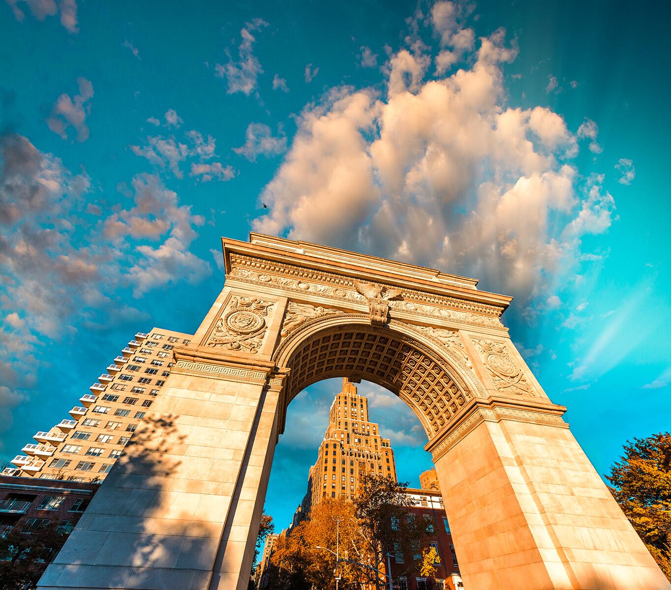 <a href='https://www.fodors.com/world/north-america/usa/new-york/new-york-city/experiences/news/photos/best-things-to-do-in-new-york-city#'>From "The 15 Best Things to Do in New York City (and Top Things to Avoid): People Watch at Washington Square Park"</a>