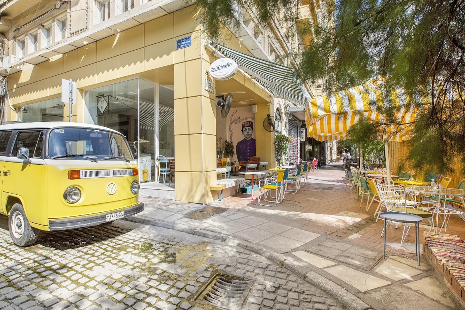 <a href='https://www.fodors.com/world/europe/greece/thessaloniki-and-central-macedonia/experiences/news/photos/best-things-to-do-in-thessaloniki#'>From "The 11 Best Things to Do in Thessaloniki (and Top Things to Avoid): Best Budget Hotel: The Caravan"</a>