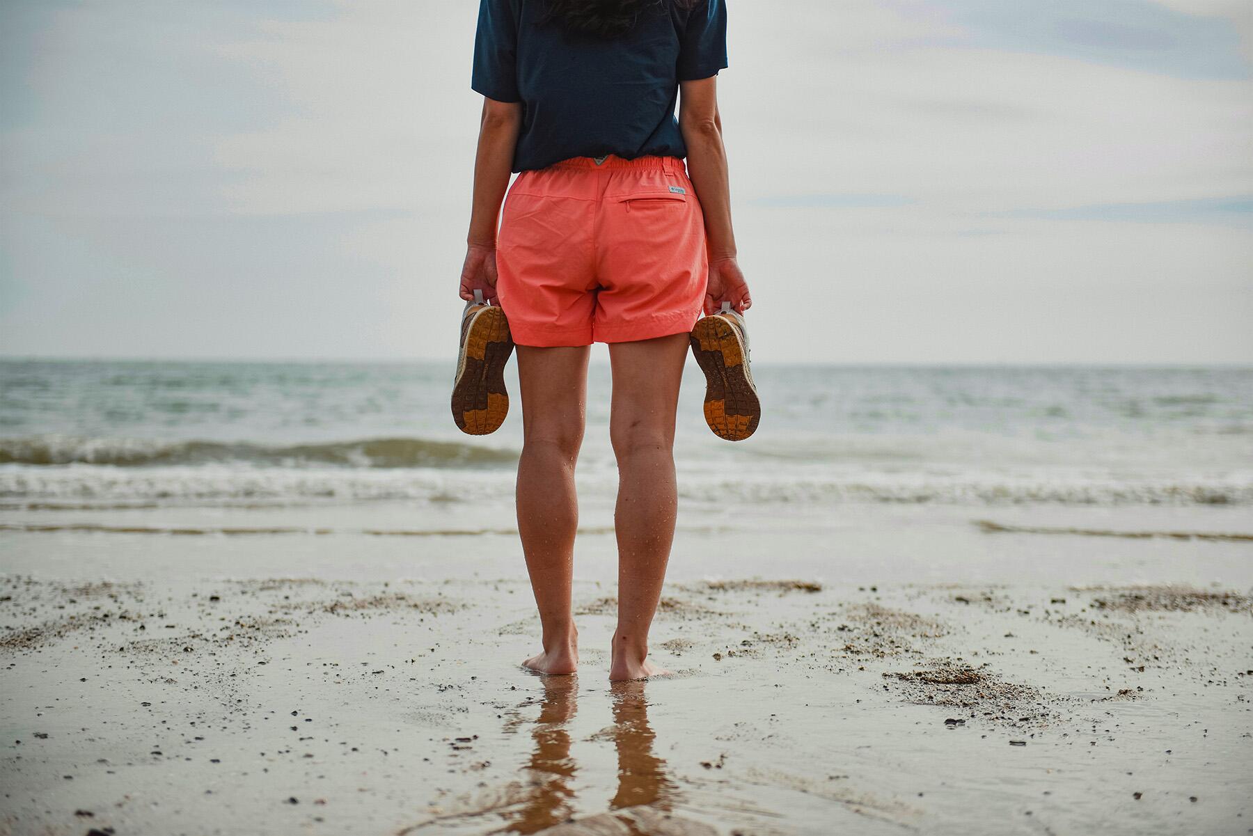 <a href='https://www.fodors.com/world/north-america/usa/texas/experiences/news/photos/what-to-pack-for-trip-to-texas#'>From "10 Important Rules for Dressing Right When You’re in Texas: Shorts for Both Day and Night out on the Town"</a>