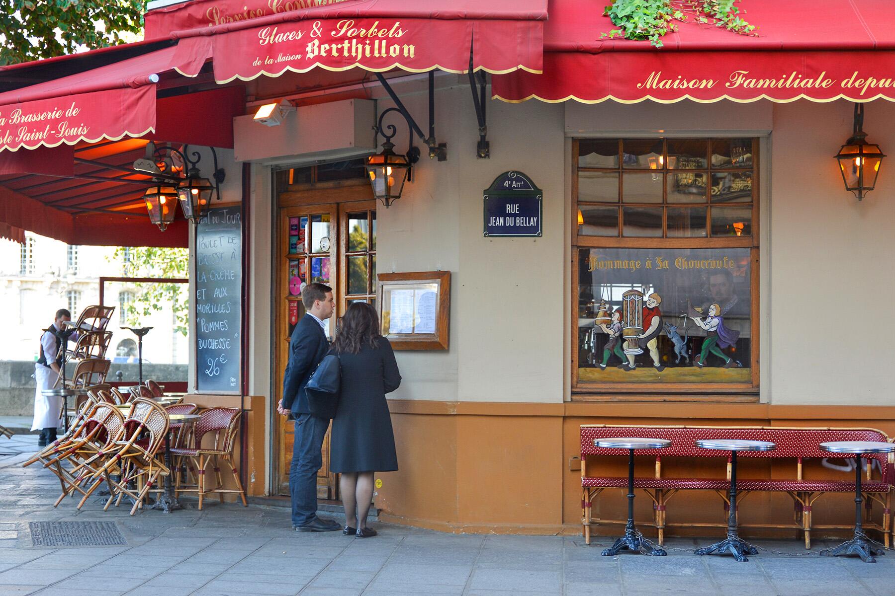 <a href='https://www.fodors.com/world/europe/france/lyon-and-the-alps/places/lyon/experiences/news/photos/the-best-things-to-do-in-lyon-and-top-things-to-avoid#'>From "The 14 Best Things to Do in Lyon (and Top Things to Avoid): Enjoy a Hearty Machon at Au Petit Bouchon Chez Georges"</a>