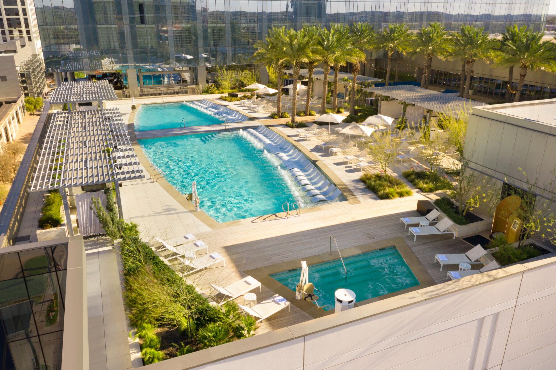 <a href='https://www.fodors.com/world/north-america/usa/texas/austin/experiences/news/photos/best-things-to-do-in-austin#'>From "The 15 Best Things to Do in Austin, Texas (And the Top Things to Avoid): Party on the Rooftops"</a>