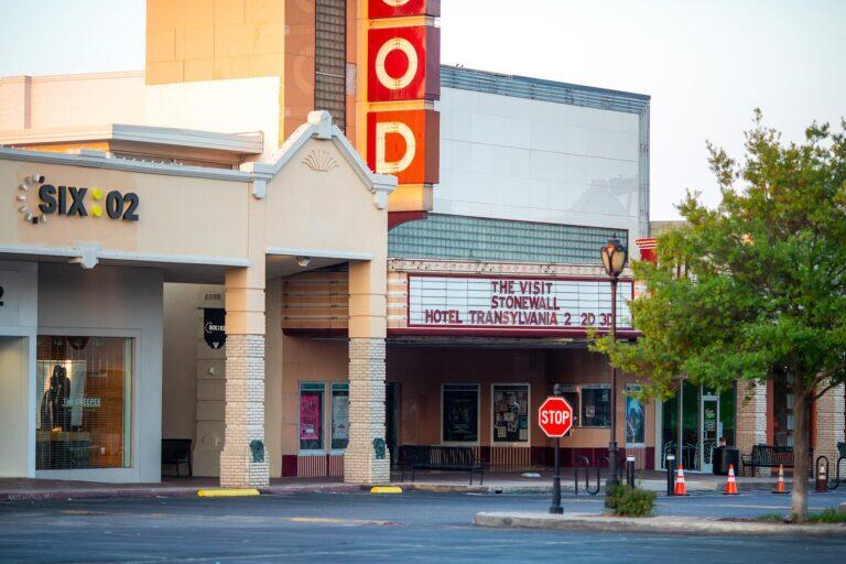 <a href='https://www.fodors.com/world/north-america/usa/texas/dallas-and-fort-worth/places/dallas/experiences/news/photos/best-things-to-do-in-dallas#'>From "The 10 Best Things to Do in Dallas (and Top Things to Avoid): Inwood Theatre"</a>