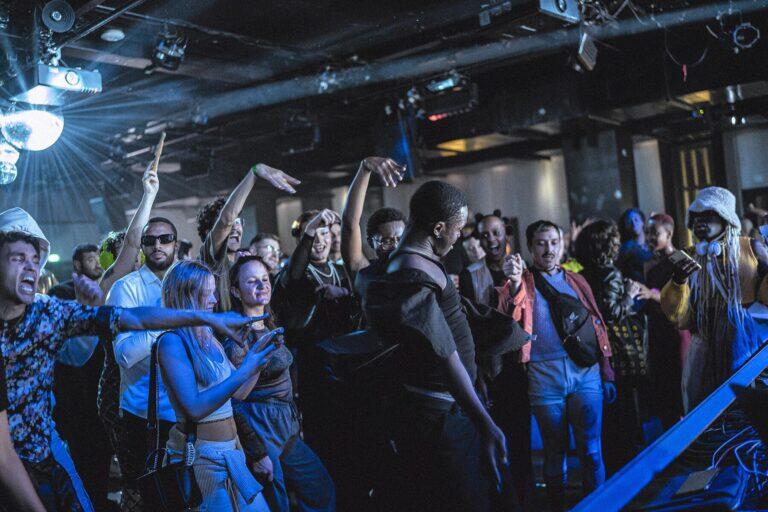 <a href='https://www.fodors.com/world/europe/france/lyon-and-the-alps/places/lyon/experiences/news/photos/the-best-things-to-do-in-lyon-and-top-things-to-avoid#'>From "The 14 Best Things to Do in Lyon (and Top Things to Avoid): Hang With the Lyonnais at Le Sucre @ La Sucrière"</a>