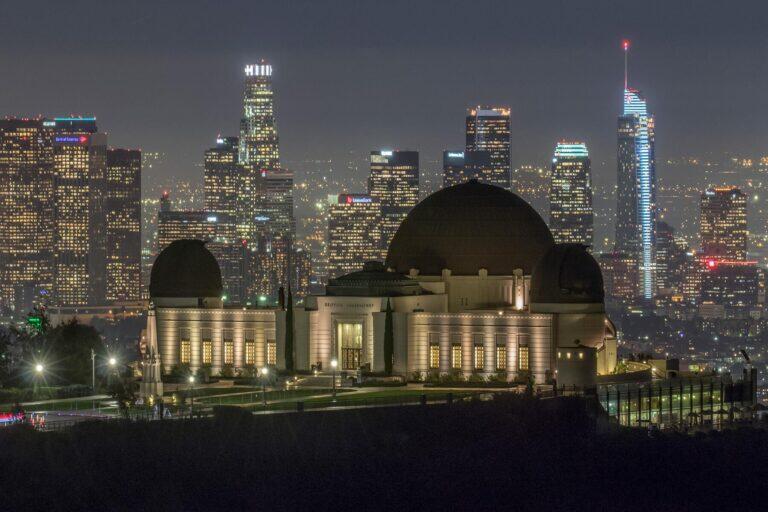 <a href='https://www.fodors.com/world/north-america/usa/california/los-angeles/experiences/news/photos/best-things-to-do-in-los-angeles#'>From "The 11 Best Things to Do in Los Angeles (and Top Things to Avoid): Gaze at the Stars at the Griffith Observatory"</a>