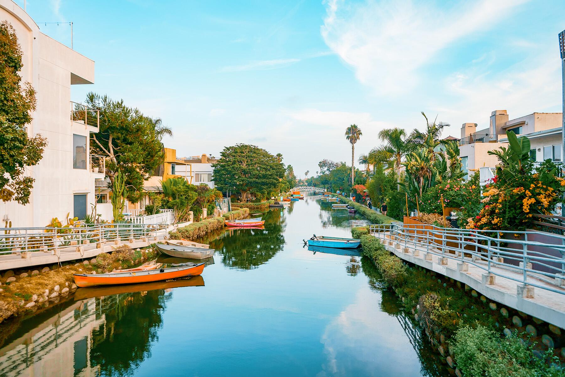 <a href='https://www.fodors.com/world/north-america/usa/california/los-angeles/experiences/news/photos/best-things-to-do-in-los-angeles#'>From "The 11 Best Things to Do in Los Angeles (and Top Things to Avoid): Get Into the City’s Neighborhoods"</a>