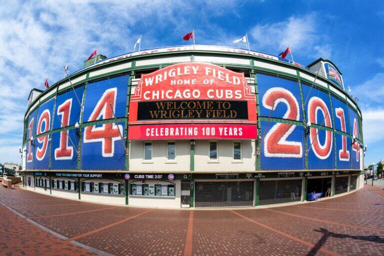 <a href='https://www.fodors.com/world/north-america/usa/illinois/chicago/experiences/news/photos/best-things-to-do-in-chicago#'>From "The 14 Best Things to Do in Chicago (and Top Things to Avoid): Wrigley Field"</a>
