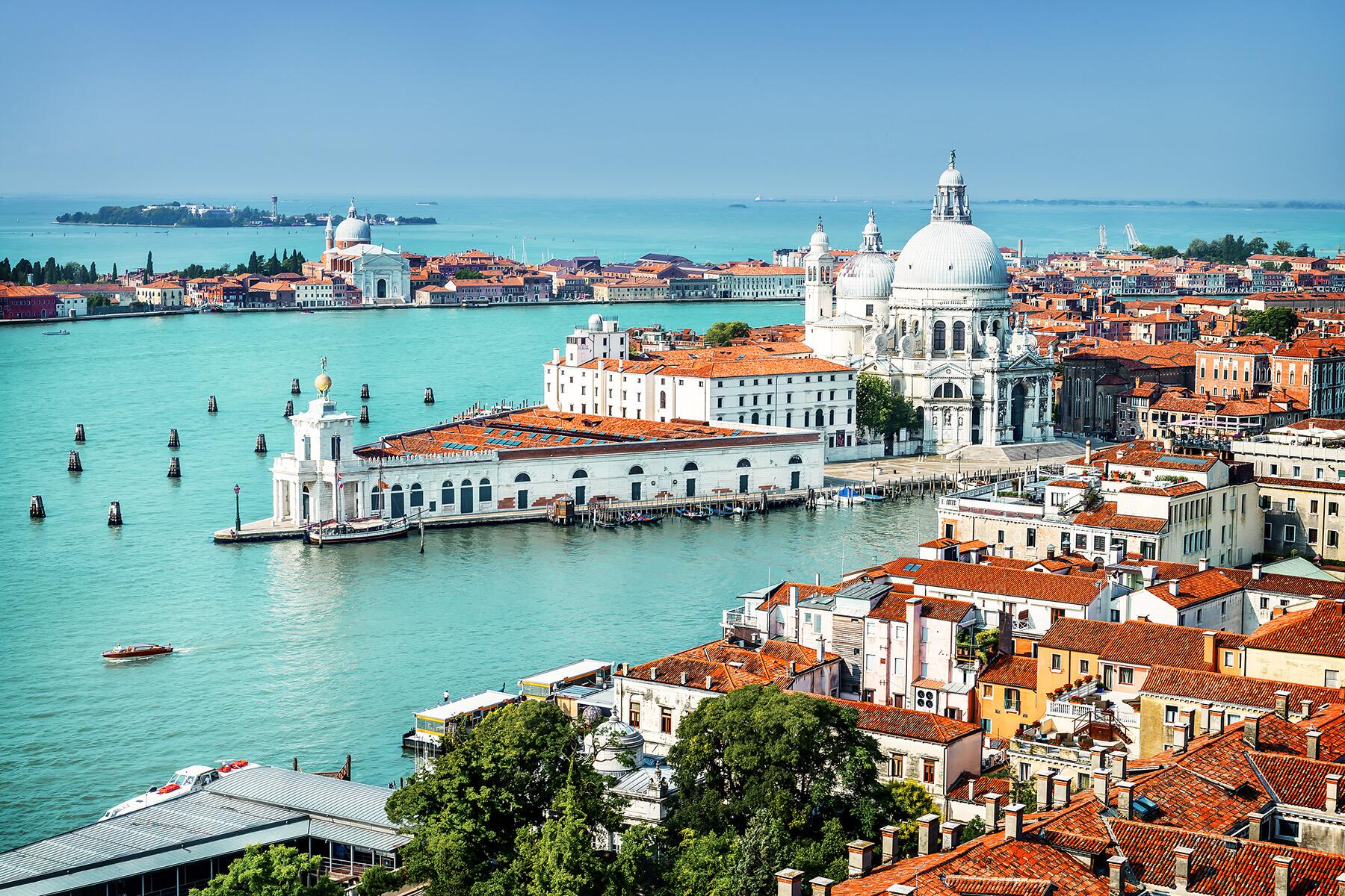 <a href='https://www.fodors.com/world/europe/italy/venice/experiences/news/photos/best-things-to-do-in-venice-italy#'>From "The 15 Best Things to Do in Venice, Italy (and Top Things to Avoid)"</a>