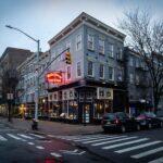 <a href='https://www.fodors.com/world/north-america/usa/new-york/new-york-city/experiences/news/photos/most-haunted-spots-in-new-york-city#'>From "The 10 Most Haunted Spots in New York City: White Horse Tavern"</a>