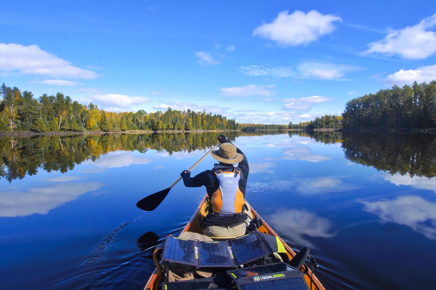 BoundaryWaters_Paddling_DaveFreeman