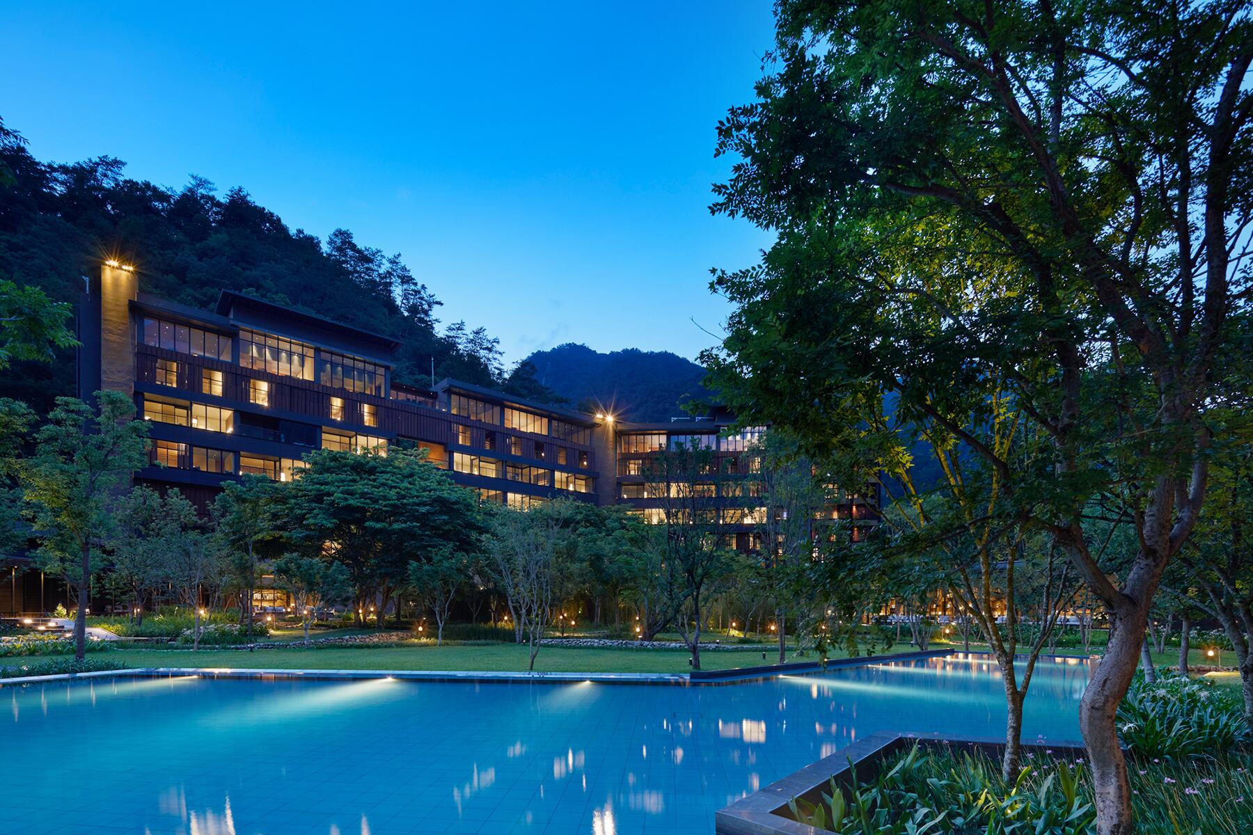 Facility _Pool_ – HOSHINOYA Guguan